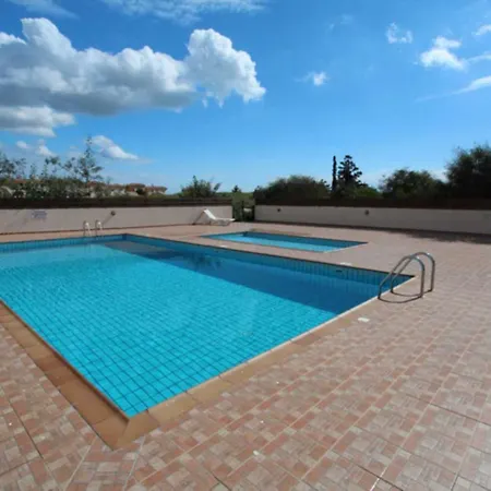 Nissi Golden Sands Privileges Daire *