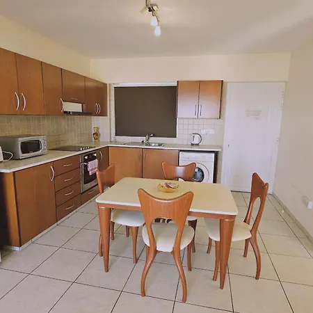 Nissi Golden Sands Privileges * Aya Napa